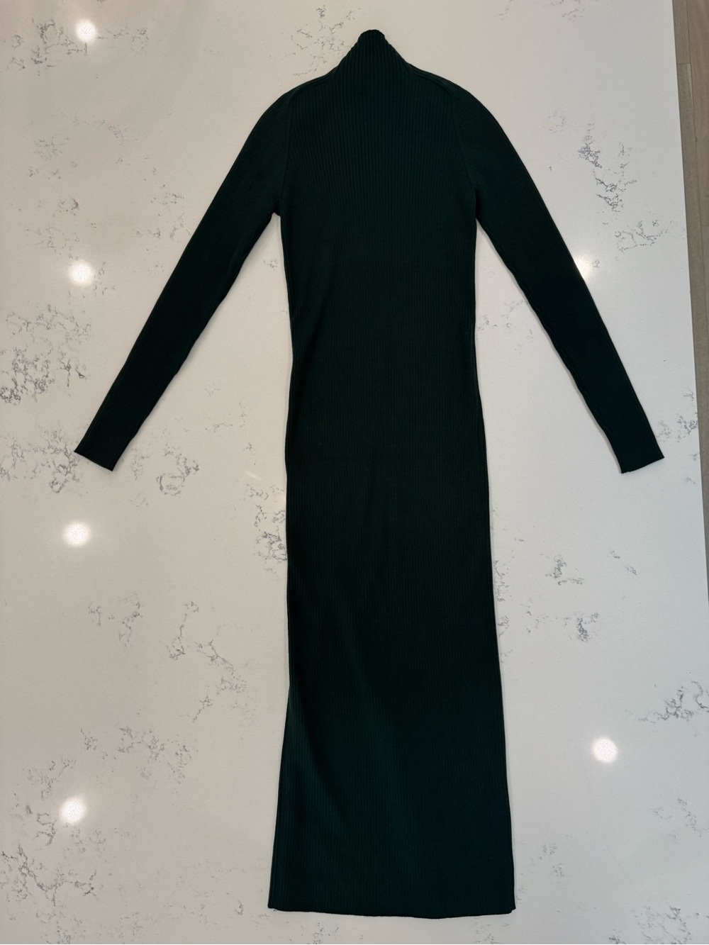Aritzia Wilfred Alchemy Dress in Scarab (Dark Green) Size Small - Picture 4 of 7
